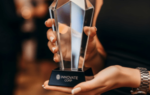 acrylic-trophy-printing-in-pune